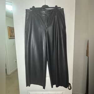 Banana Republic Women’s Faux Leather Capri Pants